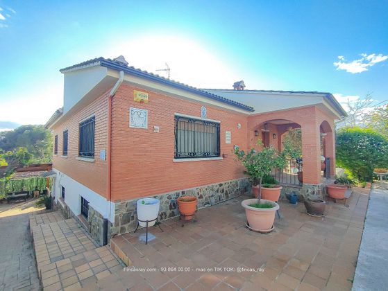 Foto 2 de Xalet en venda a Palau-solità i Plegamans de 3 habitacions amb terrassa i garatge