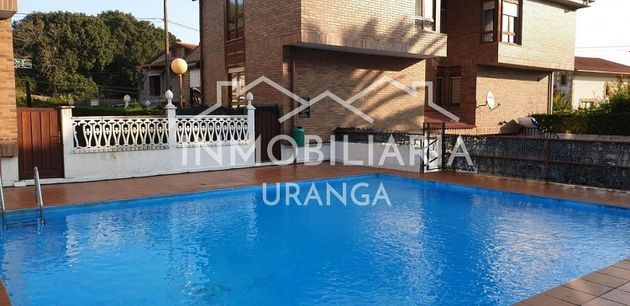 Foto 2 de Casa en venta en Bárcena de Cicero de 4 habitaciones con terraza y piscina