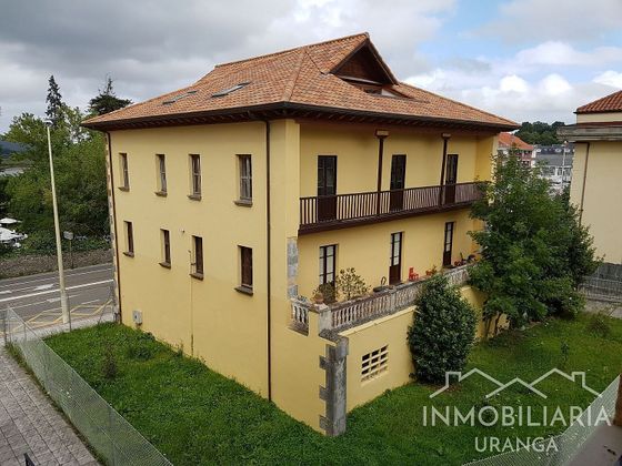 Foto 1 de Chalet en venta en Bárcena de Cicero de 14 habitaciones con terraza y garaje