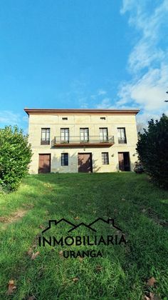 Foto 2 de Xalet en venda a Bárcena de Cicero de 9 habitacions amb terrassa i jardí