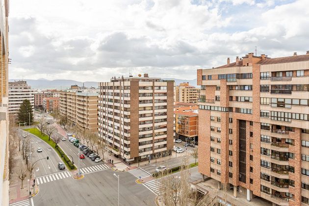 Foto 2 de Piso en venta en calle Vuelta del Castillo de 5 habitaciones con terraza y calefacción