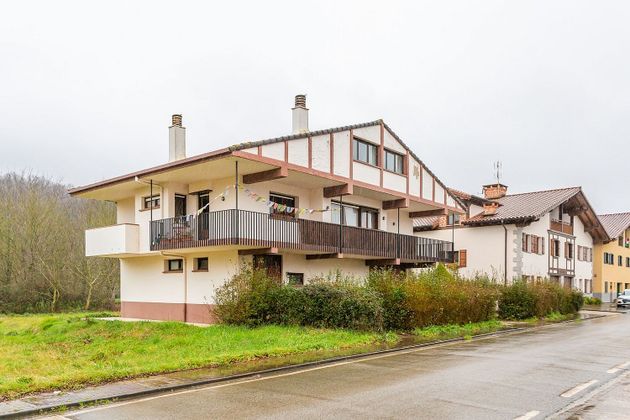 Foto 1 de Casa en venta en Arruazu de 4 habitaciones con terraza y garaje