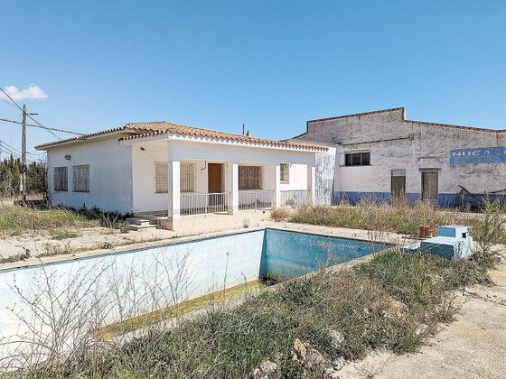 Foto 1 de Xalet en venda a Ulldecona de 2 habitacions amb terrassa i piscina