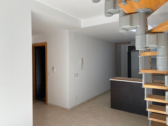 Foto 2 de Dúplex en venda a Ulldecona de 3 habitacions amb terrassa i ascensor
