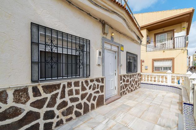 Foto 1 de Casa en venda a Los Nietos de 4 habitacions amb terrassa i jardí