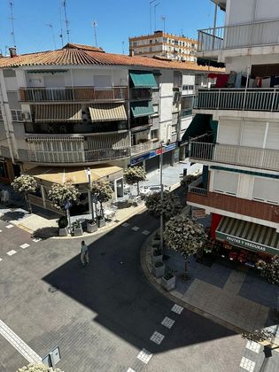 Foto 2 de Pis en venda a calle Princesa de 3 habitacions amb terrassa i ascensor
