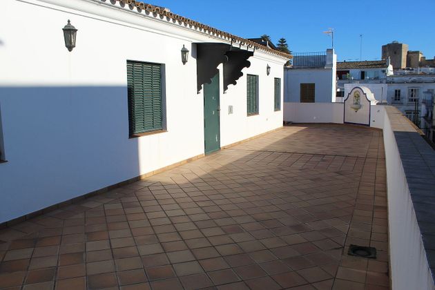 Foto 1 de Casa en venta en Centro-Calzada-Cabo Noval de 7 habitaciones con terraza y garaje