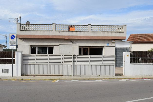 Foto 1 de Local en alquiler en calle De L'empordà con terraza