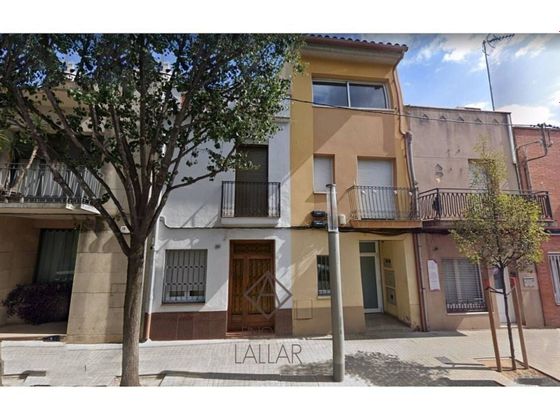 Foto 1 de Casa en venda a calle Joan Prim de 3 habitacions amb terrassa