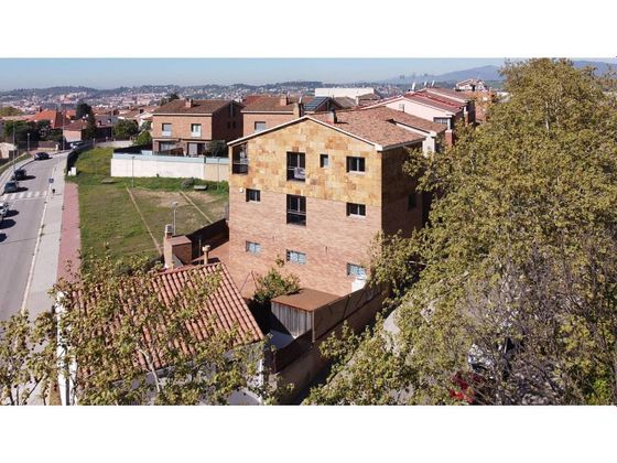 Foto 1 de Casa adosada en venta en Franqueses del Vallès, les de 5 habitaciones con terraza y garaje