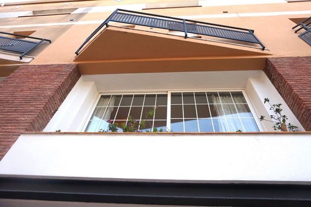 Foto 1 de Casa adossada en venda a Centre - Pineda de Mar de 3 habitacions amb terrassa i garatge