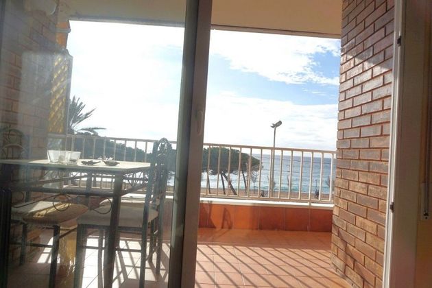 Foto 2 de Pis en venda a Centre - Pineda de Mar de 3 habitacions amb terrassa i balcó