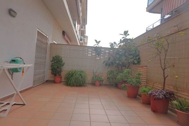 Foto 1 de Pis en venda a Centre - Pineda de Mar de 3 habitacions amb terrassa i jardí