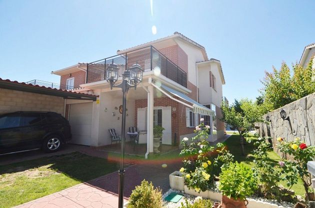 Foto 1 de Venta de casa en San Morales de 4 habitaciones con terraza y piscina