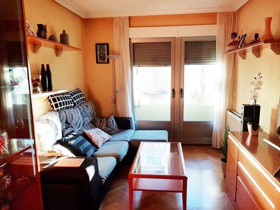 Foto 1 de Pis en venda a Zurguén de 3 habitacions amb terrassa i balcó