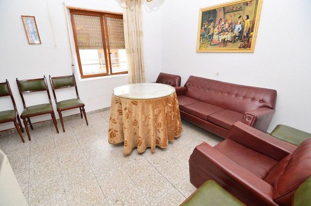 Foto 1 de Casa en venda a Fuentesaúco de 4 habitacions amb terrassa i garatge