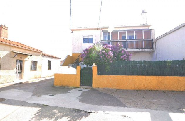 Foto 1 de Venta de casa rural en Arapiles de 6 habitaciones con terraza y garaje