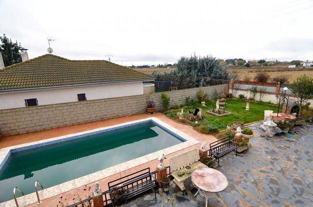 Foto 2 de Chalet en venta en Pelabravo de 3 habitaciones con terraza y piscina