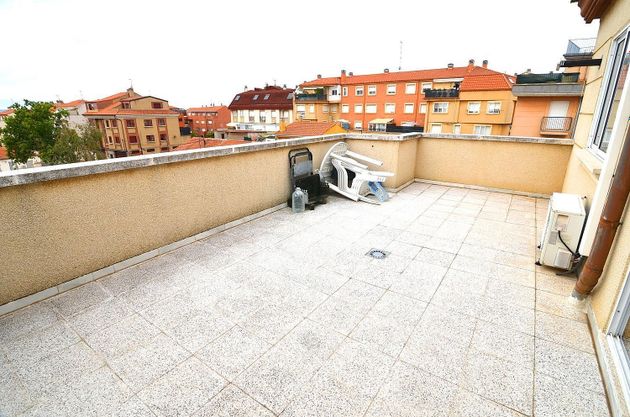 Foto 1 de Venta de ático en Pizarrales de 1 habitación con terraza y aire acondicionado