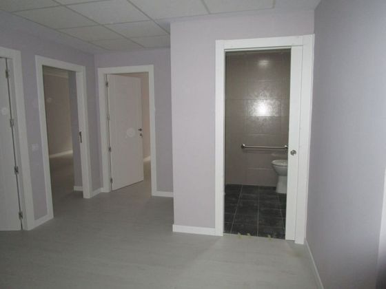 Foto 2 de Oficina en alquiler en Salesas - Labradores de 33 m²