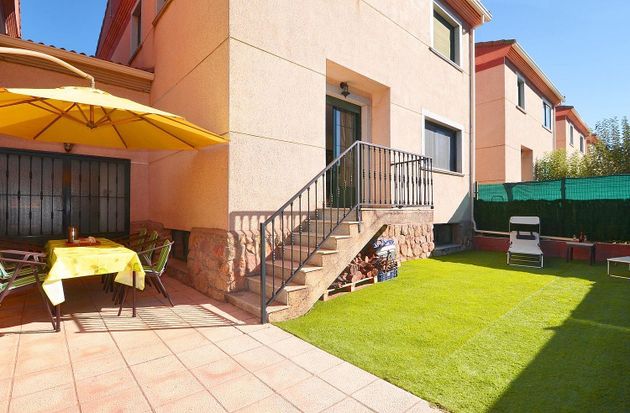 Foto 1 de Casa en venda a Doñinos de Salamanca de 4 habitacions amb garatge i calefacció
