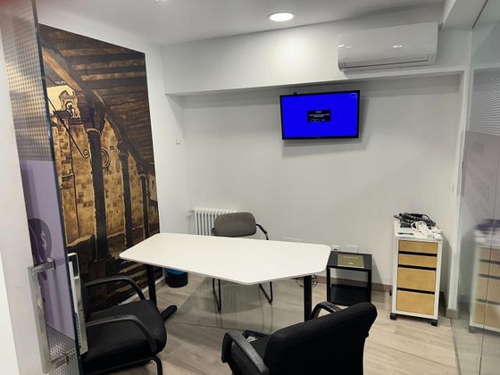 Foto 1 de Alquiler de oficina en Centro - Salamanca con aire acondicionado y calefacción