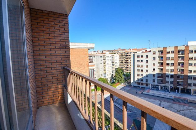 Foto 2 de Venta de piso en Delicias - San Isidro de 4 habitaciones con garaje y balcón