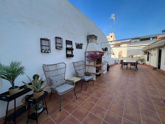Foto 1 de Casa en venda a Centro Puerto de 4 habitacions amb terrassa i aire acondicionat