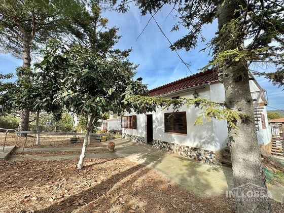 Foto 1 de Casa rural en venda a Castellnou de Bages de 3 habitacions amb terrassa i jardí