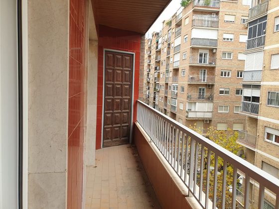 Foto 1 de Piso en alquiler en Camino de Ronda - Rosaleda de 4 habitaciones con garaje y balcón