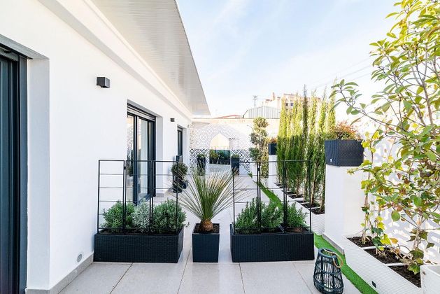 Foto 2 de Àtic en venda a pasaje Cruz de Mayo de 3 habitacions amb terrassa i garatge