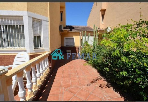 Foto 1 de Casa adossada en venda a Torre-Pacheco ciudad de 5 habitacions amb terrassa i piscina