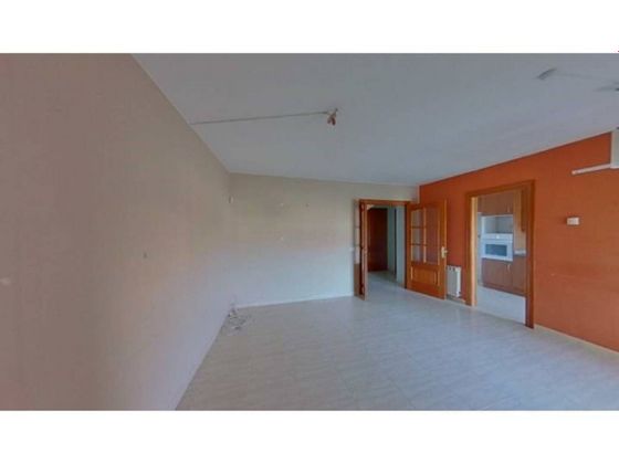 Foto 1 de Piso en venta en Santa Eugènia de 4 habitaciones con terraza y balcón