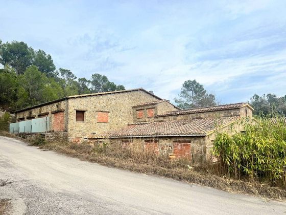 Foto 2 de Edifici en venda a Sant Ferriol de 2087 m²