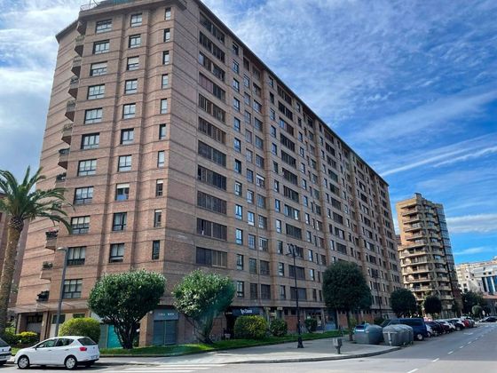 Foto 2 de Venta de piso en El Bibio - Parque de 4 habitaciones con terraza y garaje
