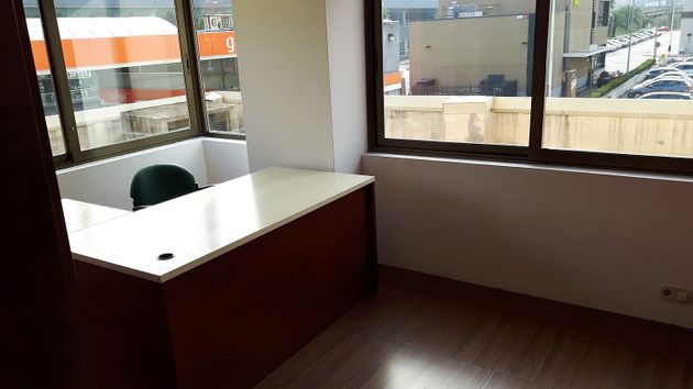 Foto 2 de Oficina en lloguer a Centre - Ripollet de 157 m²