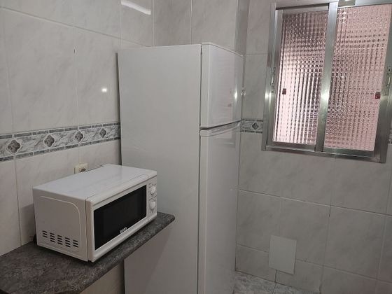 Foto 2 de Piso en venta en Casco Antiguo de 2 habitaciones con calefacción y ascensor