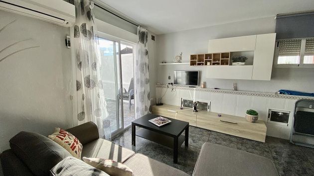Foto 2 de Àtic en lloguer a El Cabanyal- El Canyamelar de 2 habitacions amb terrassa i mobles