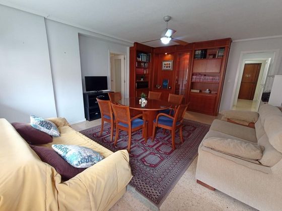 Foto 1 de Piso en alquiler en Ciutat Jardí de 4 habitaciones con muebles y aire acondicionado