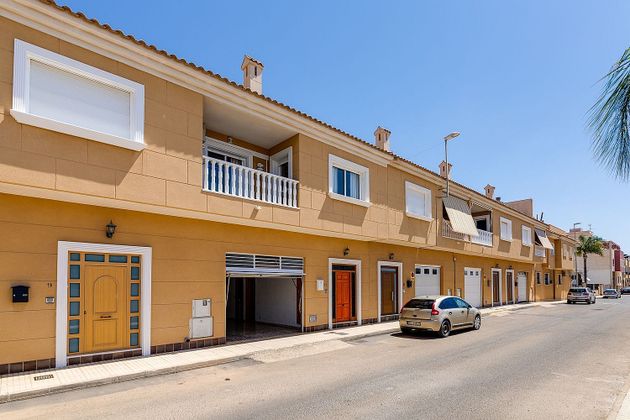 Foto 1 de Casa adossada en venda a calle Alquerias del Nino Perdido de 3 habitacions amb terrassa i balcó