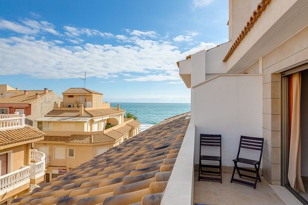 Foto 1 de Àtic en venda a calle La Mar de 2 habitacions amb terrassa i piscina