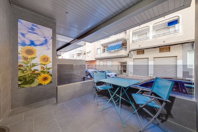 Foto 1 de Piso en venta en calle Almudena de 3 habitaciones con terraza y piscina