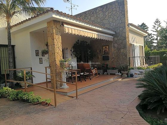 Foto 1 de Xalet en venda a La Jara de 5 habitacions amb piscina i jardí