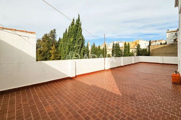 Foto 1 de Piso en venta en avenida De la Constitución de 3 habitaciones con terraza y balcón