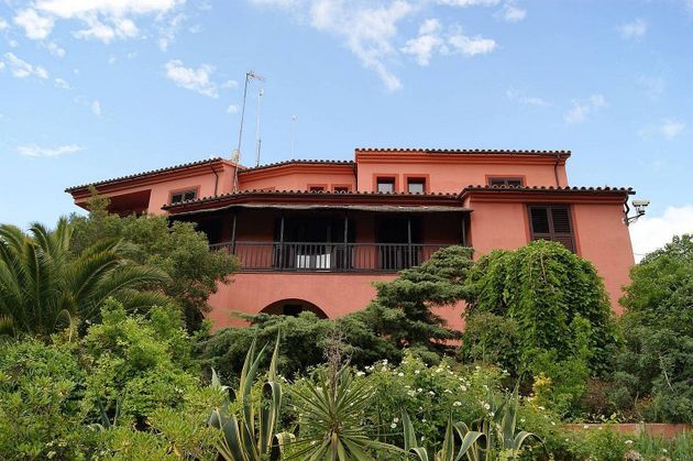 Foto 1 de Chalet en venta en Olivella de 4 habitaciones con terraza y piscina