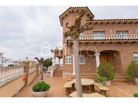 Foto 1 de Xalet en venda a Sant Jordi-Babilonia de 5 habitacions amb terrassa i garatge