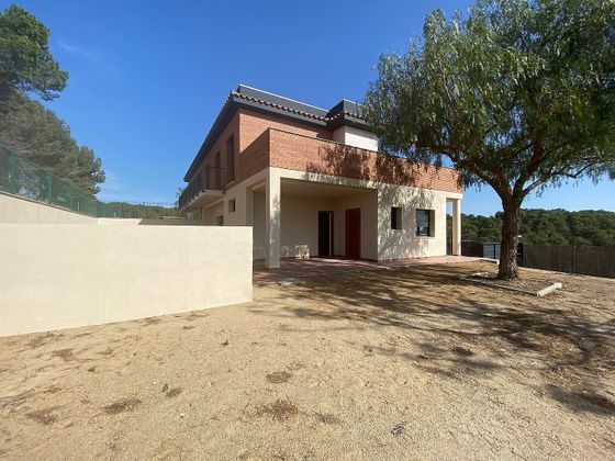 Foto 2 de Venta de casa en Castellnou - Can Mir - Sant Muç de 4 habitaciones con terraza y garaje