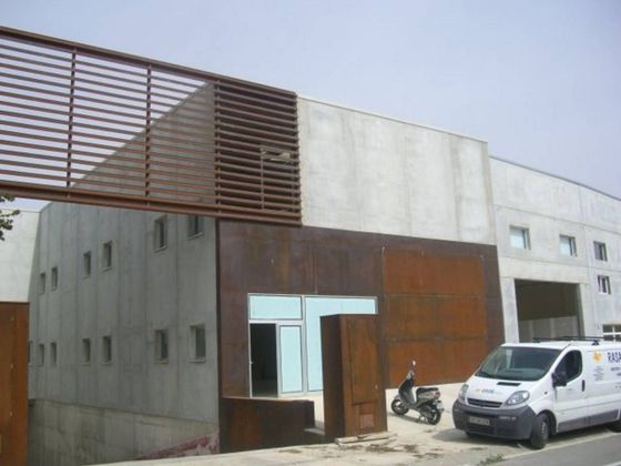 Foto 1 de Nau en venda a Santa Clara-Caputxins-Hospital de 1005 m²