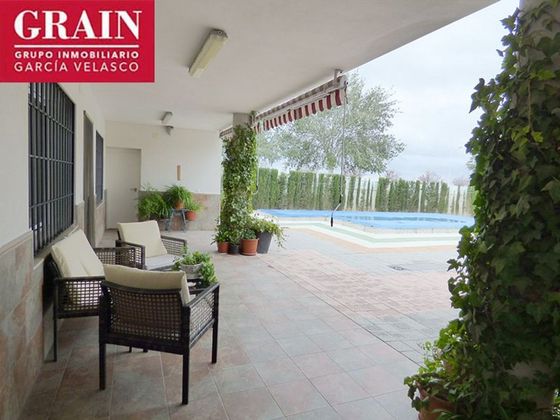 Foto 1 de Xalet en venda a Santa Cruz - Industria - Polígono Campollano de 6 habitacions amb terrassa i piscina
