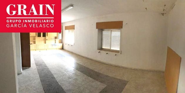 Foto 1 de Casa adossada en venda a Chinchilla de Monte-Aragón de 3 habitacions amb terrassa i garatge